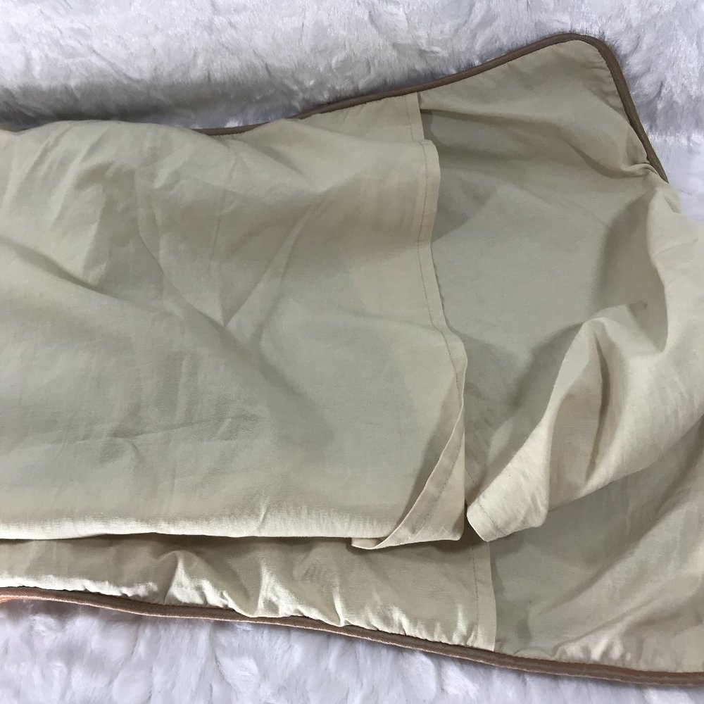 Pair of iridescent pillow cases Bronze tone Square - Picture 5 of 7